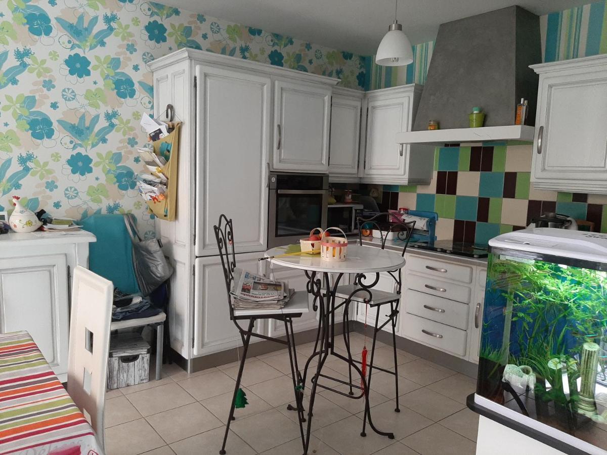 La Palatine Chambre Chez L Habitant A 20 Mn De Rodez Calmont  Bagian luar foto