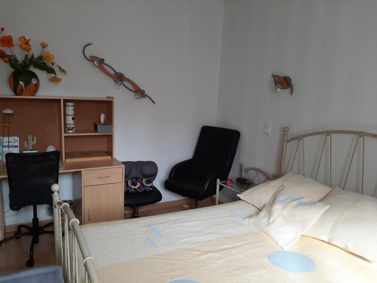La Palatine Chambre Chez L Habitant A 20 Mn De Rodez Calmont  Bagian luar foto